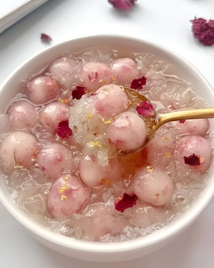Rose Glutinous Balls in Soup