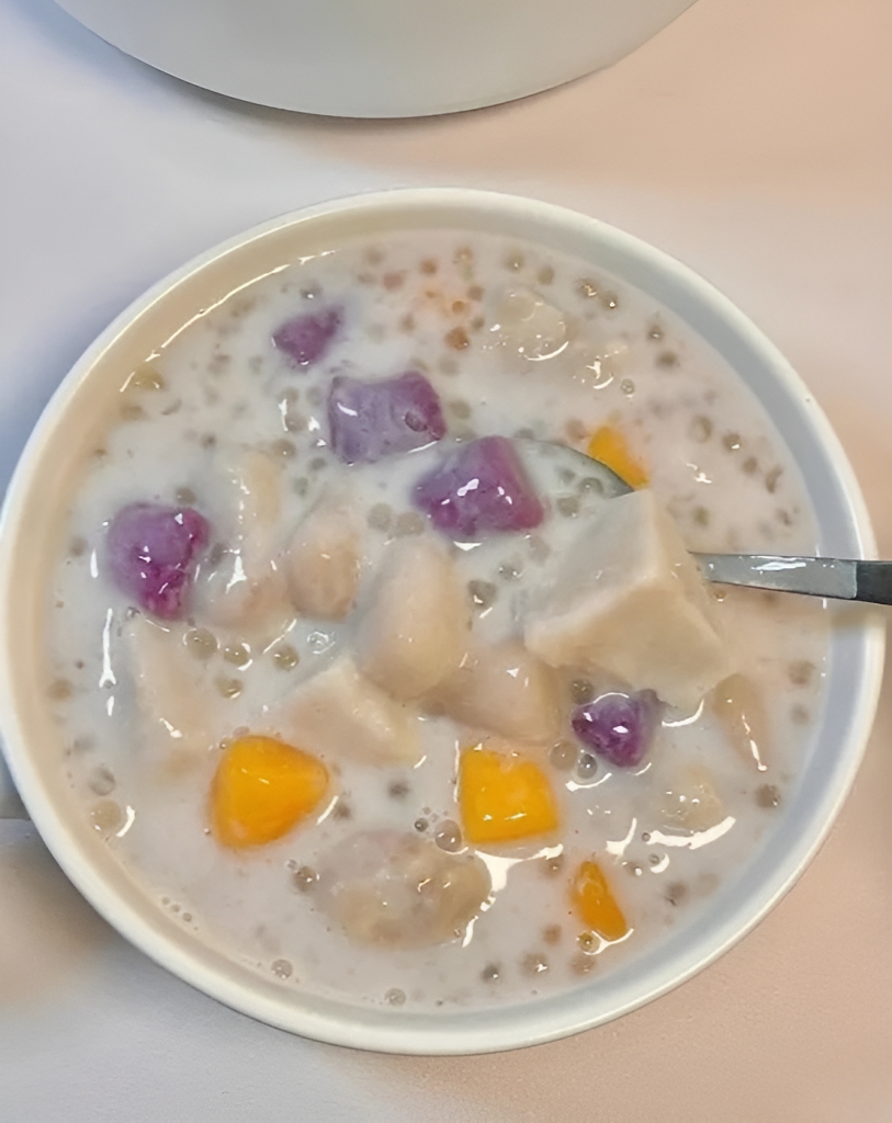 Taro Balls in Sweet Soup